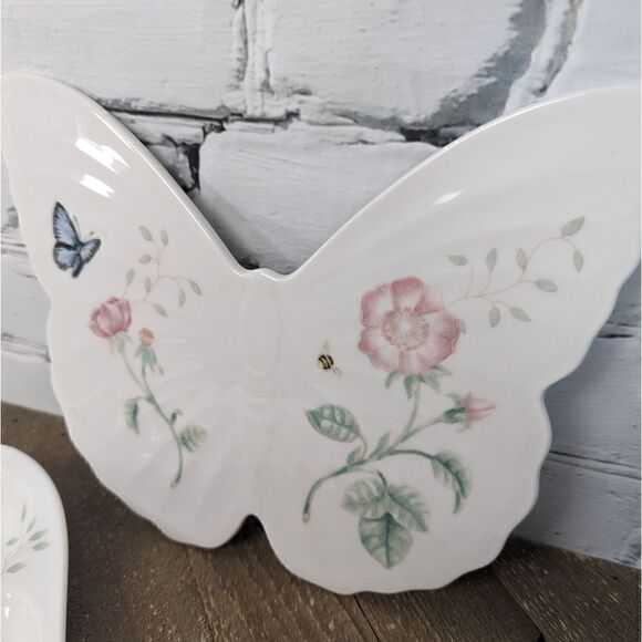 Lenox Butterfly Meadow Egg Platter Butterfly shape and Trivet set - Picture 2 of 7